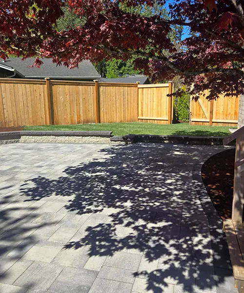 Outdoor Living Landscape in Shoreline 